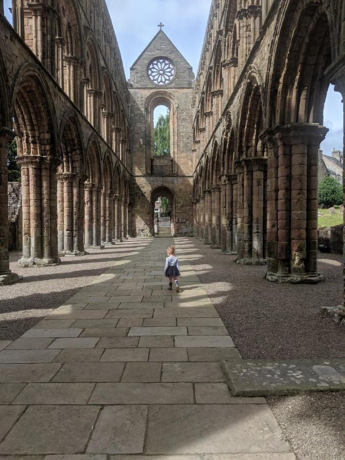 Apartamento Marys Garden View South Jedburgh Exterior foto